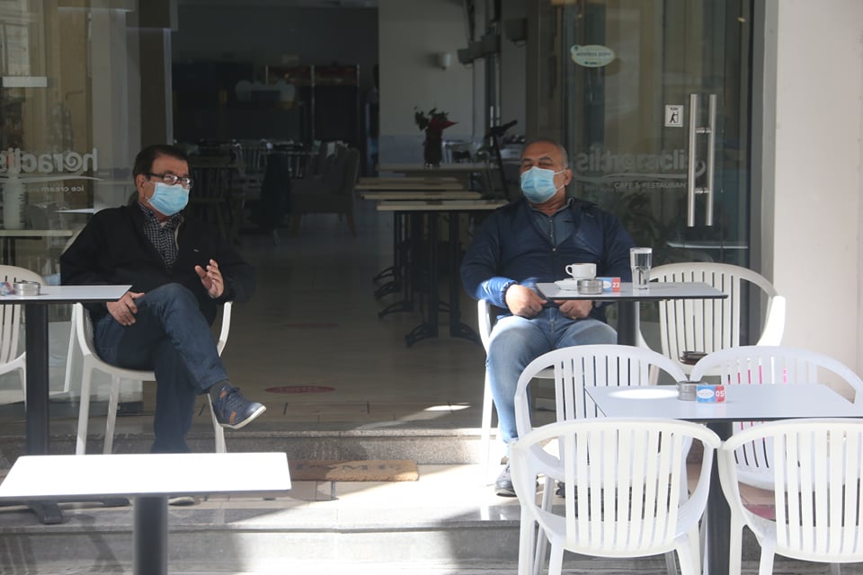 image Coronavirus: Some measures altered after restaurant rules deemed ‘silly’ and unworkable (Update 2)