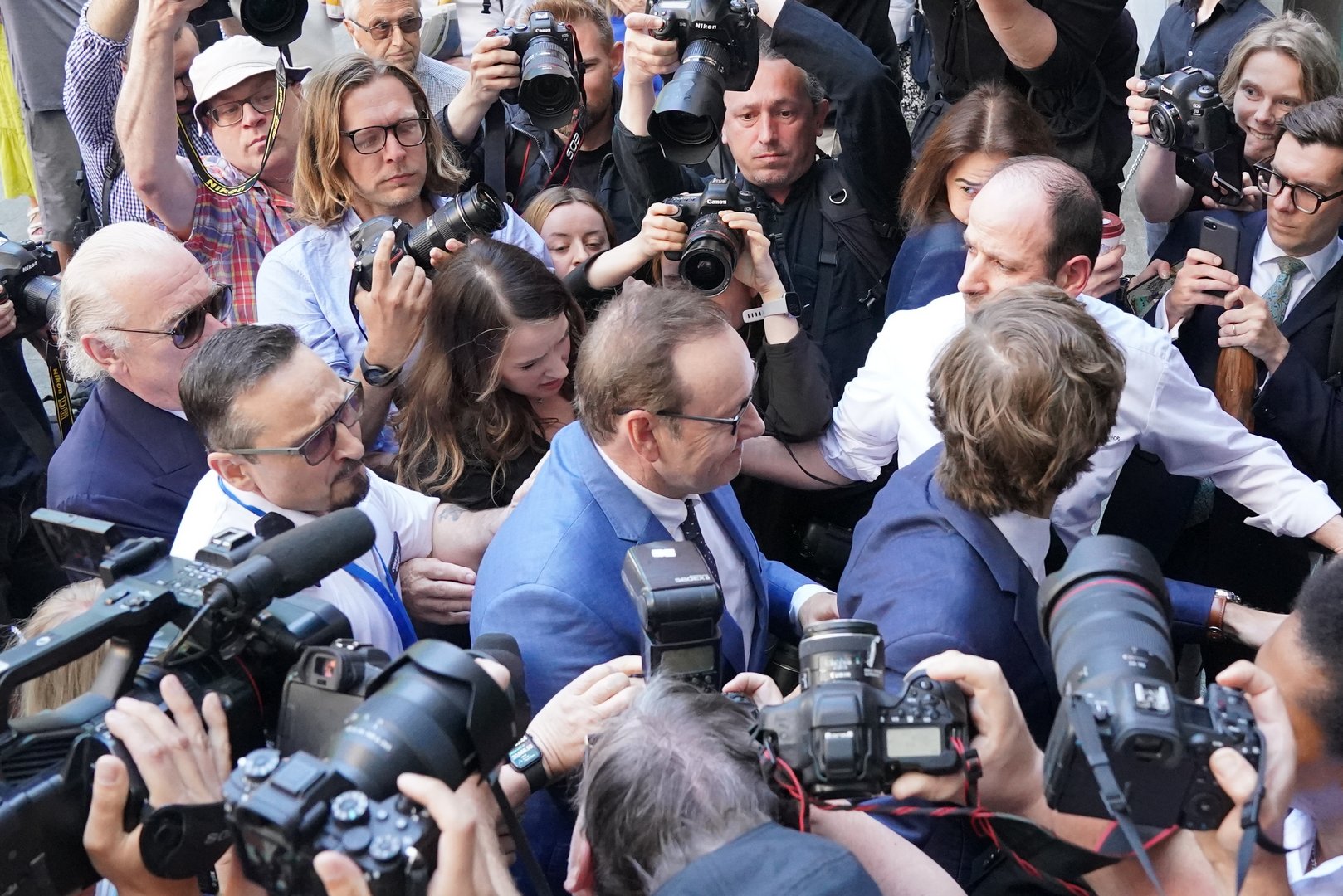 image Hollywood star Kevin Spacey arrives at London court to face sex attack charges