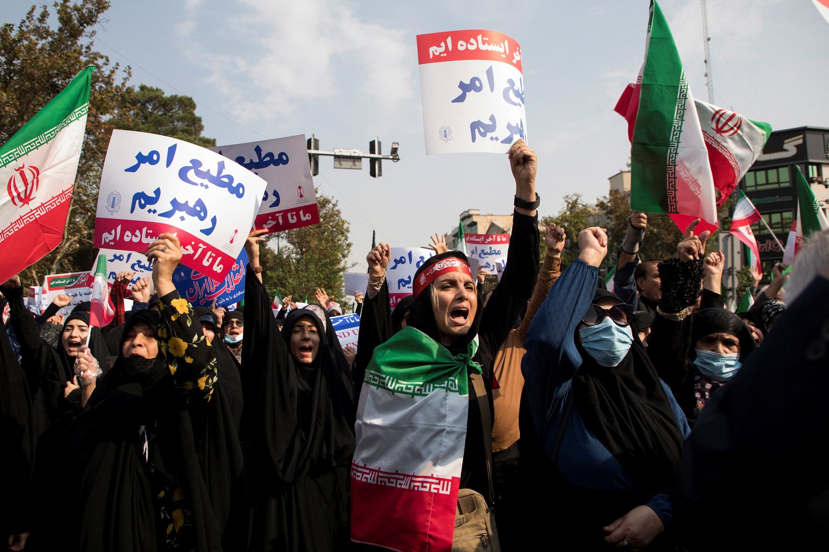 image Iranians appear to defy warning from powerful Guards with more protests