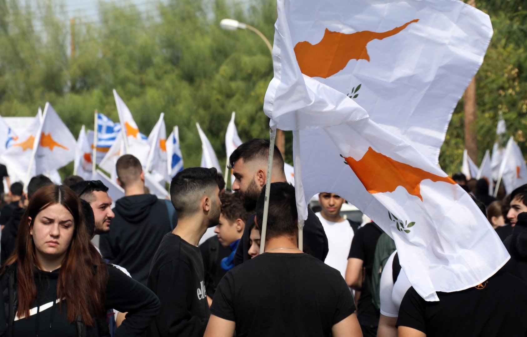 image Protests condemn UDI in the north (update 2, photos)