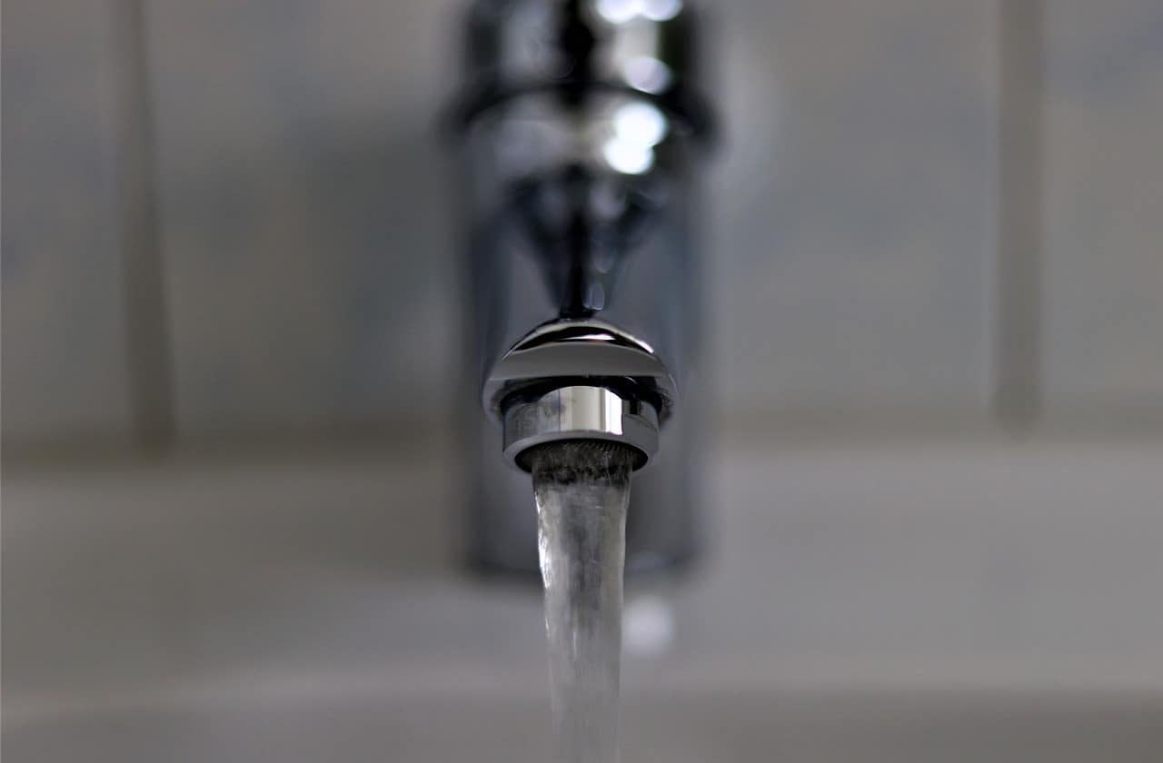 image The benefits of installing a whole house water filter