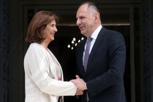 image Holguin meets Greece’s Gerapetritis in Athens