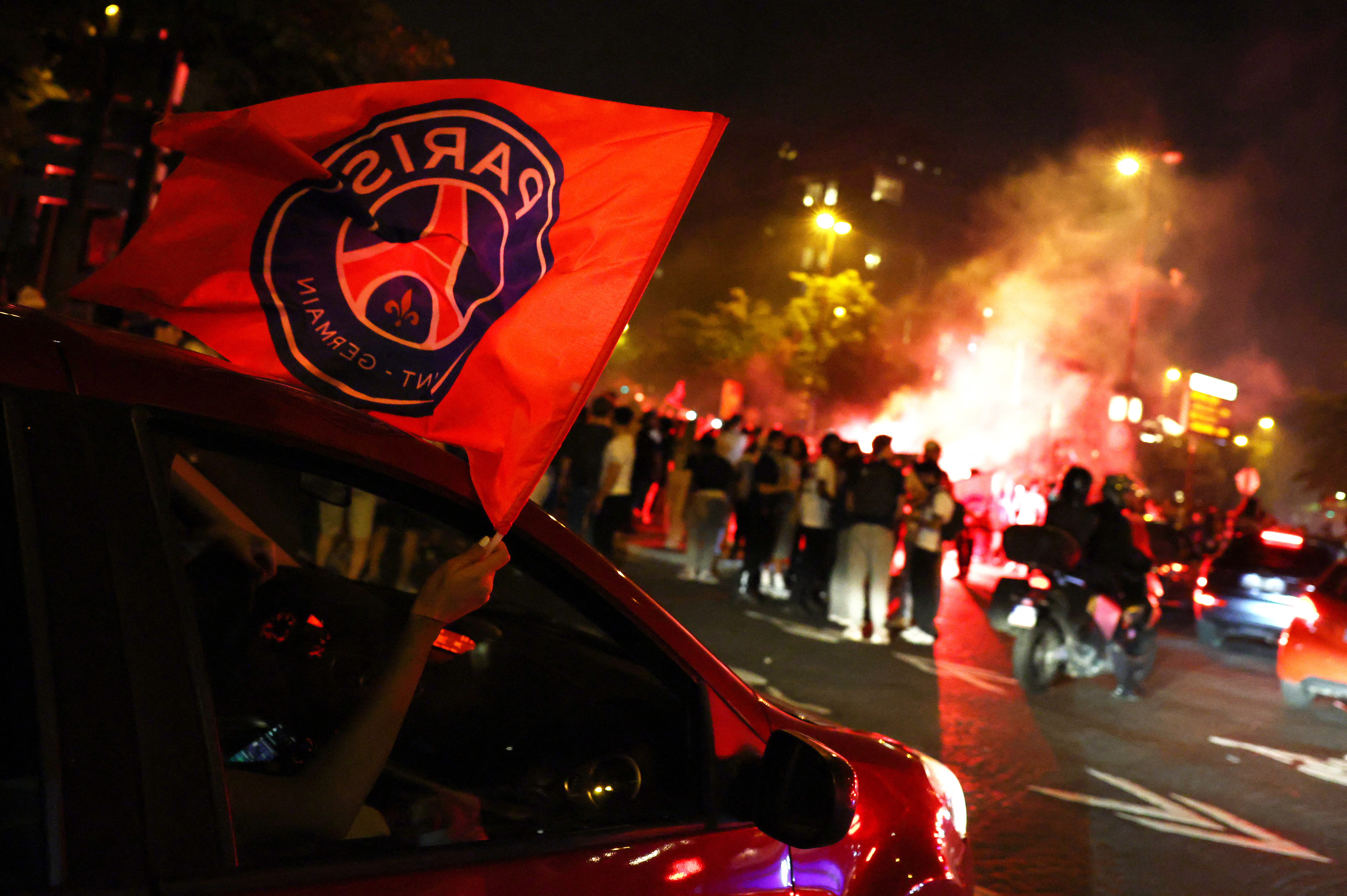 image Two dead and 500 arrested in France during PSG win celebrations